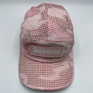 Supreme Camo strap back hat